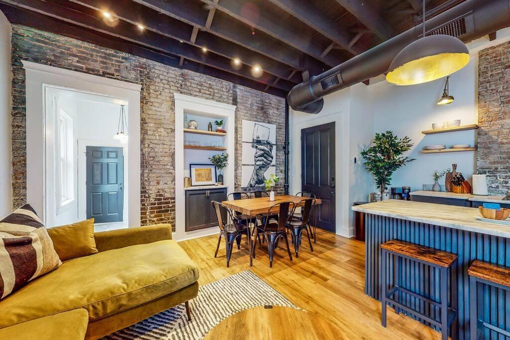 Luxury 8 Bed/4 Ba Nulu Home Private Yard/Parking Λούισβιλ Εξωτερικό φωτογραφία