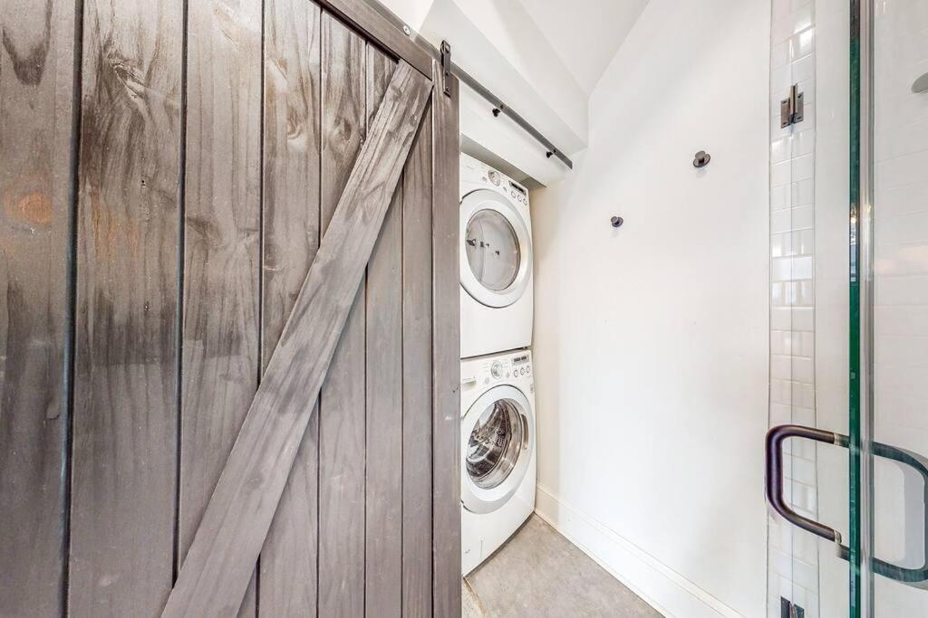 Luxury 8 Bed/4 Ba Nulu Home Private Yard/Parking Λούισβιλ Εξωτερικό φωτογραφία