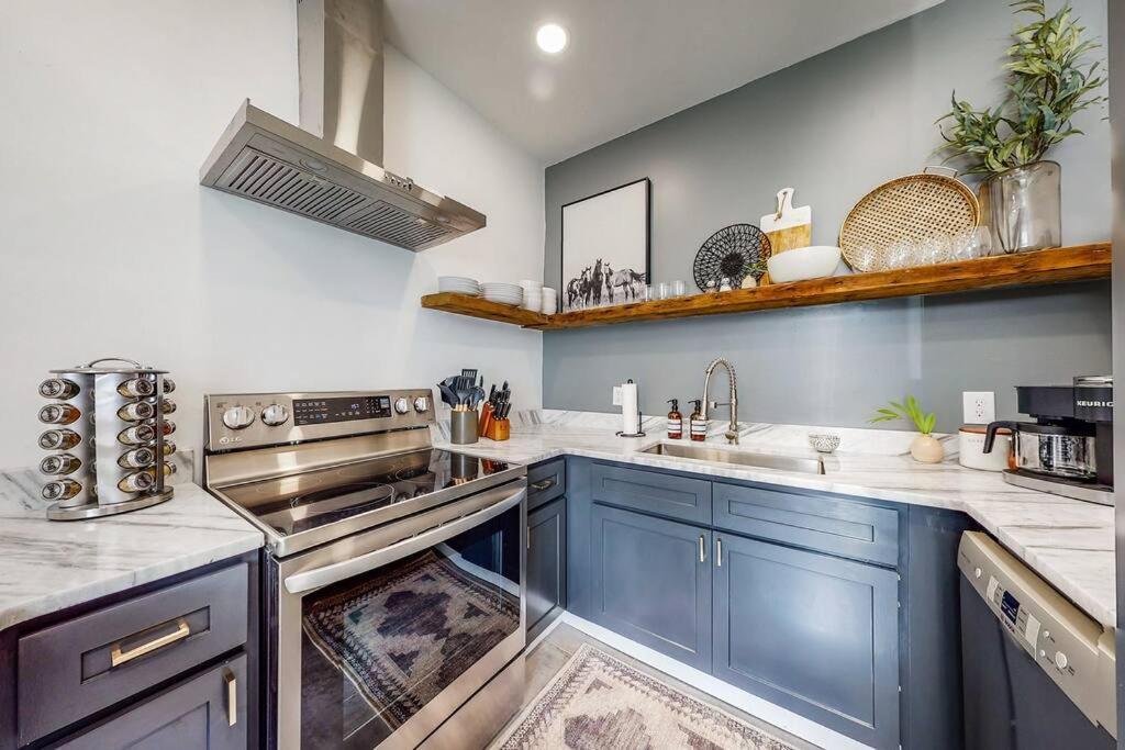 Luxury 8 Bed/4 Ba Nulu Home Private Yard/Parking Λούισβιλ Εξωτερικό φωτογραφία